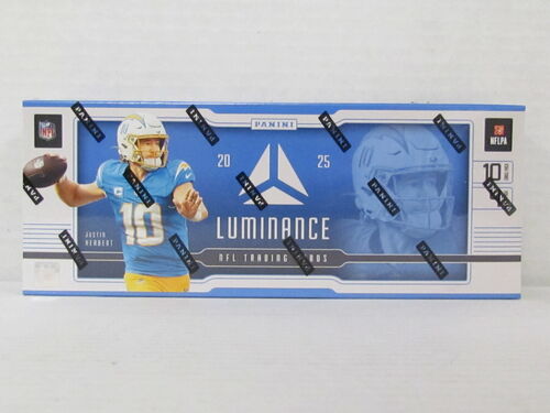 2025 Panini Luminance Football Hobby Box