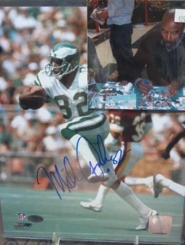 MIKE QUICK SIGNED 8x10 PHOTO