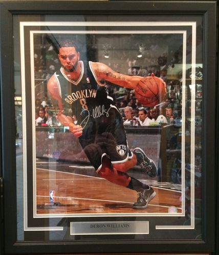 Deron Williams Autographed/Framed Picture