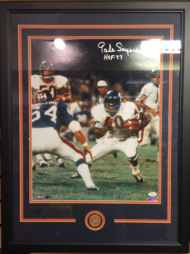 Gale Sayers Autographed/Framed Picture
